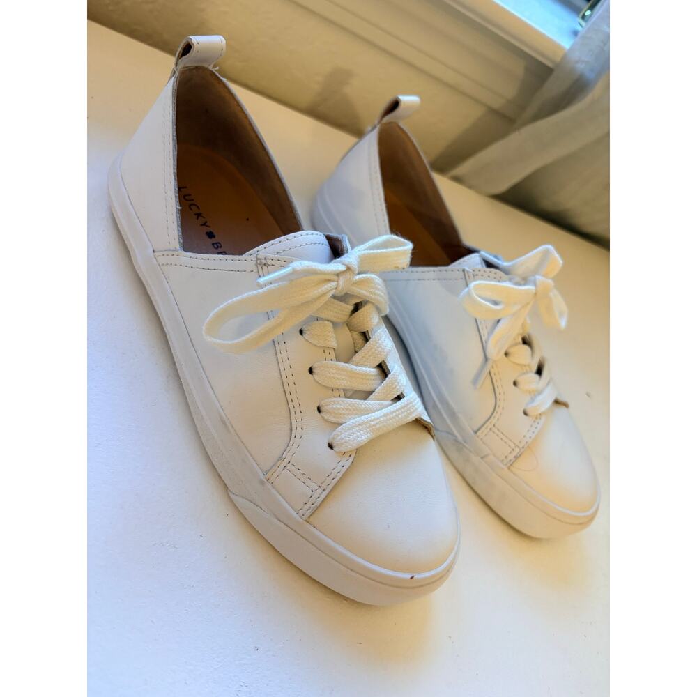Lucky Brand Dansbey NWOT Casual White basic lace up Sneakers
